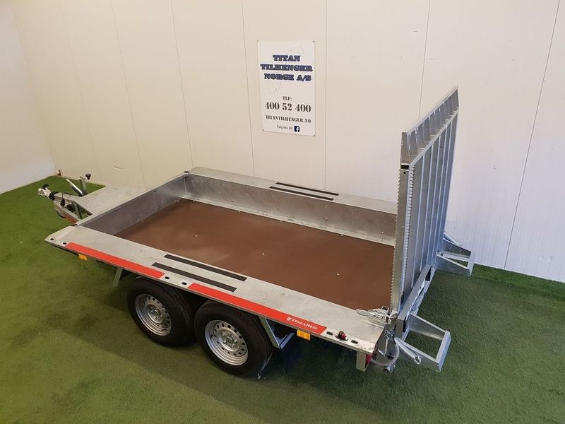 Temared Tara Pluss (2 akslinger)