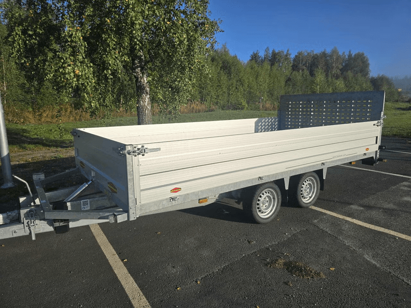 Demo, som ny! Böckmann MH-AL 4320/30 multihenger. Kr 90 000 + mva